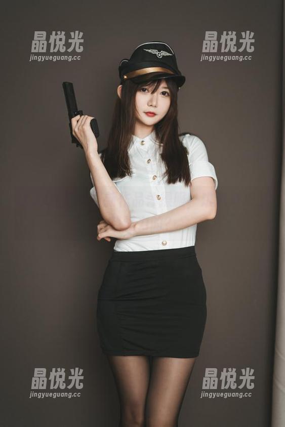 这次51酱的最新作品体操服，难道是来挑战重力的？