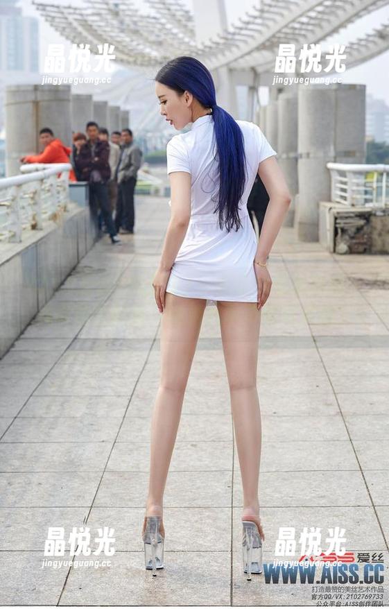 AISS爱丝(黄金版) - 索菲的驾车杂技：汽车医生图集，谁说汽车不能有灵魂？
