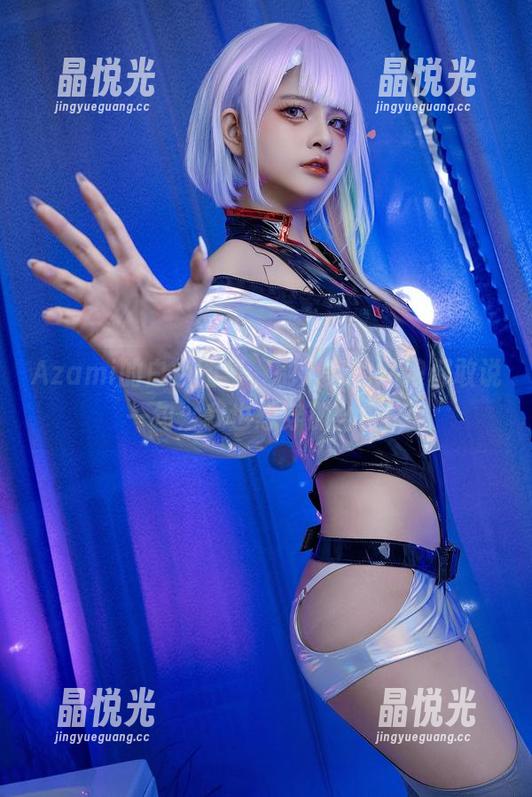 Azami Azami的白色图集,别人家的姑娘都敢说一句:我也想穿那么白!