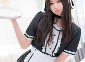 玩游戏的Bambi(밤비)，乱入写真界，这组图册太离谱了吧。