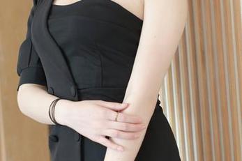 MFStar模范学院 – 学姐写真集里的樱桃小犊子，究竟是哪个青春小说里的女主角