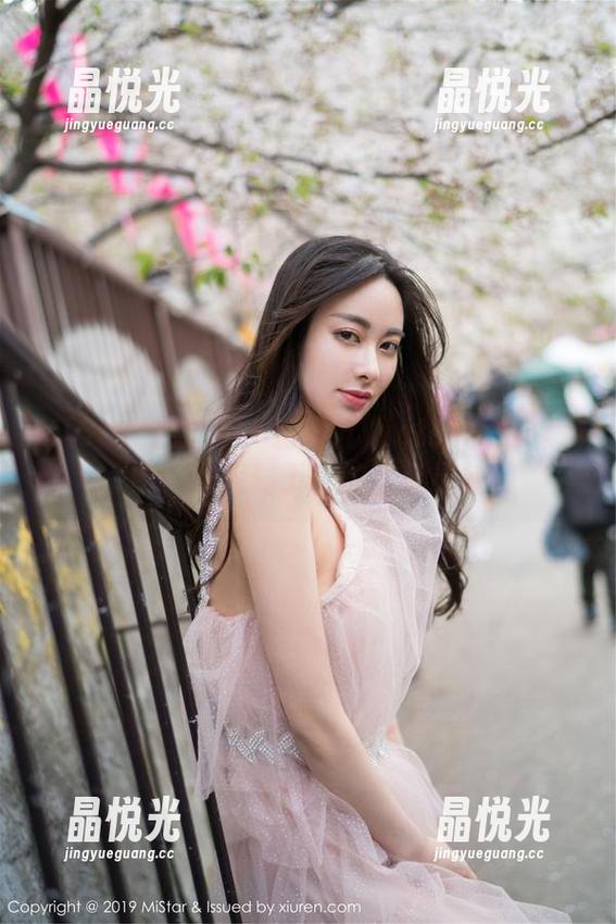 MiStar魅妍社-果儿Victoria MiStar魅妍社 - 在果儿Victoria的裸足中,寻找属于你的壁纸灵感