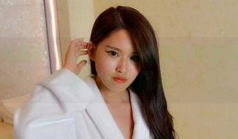 PANS摄影 – 放飞自我的牛牛与短裤：写真作品大揭秘