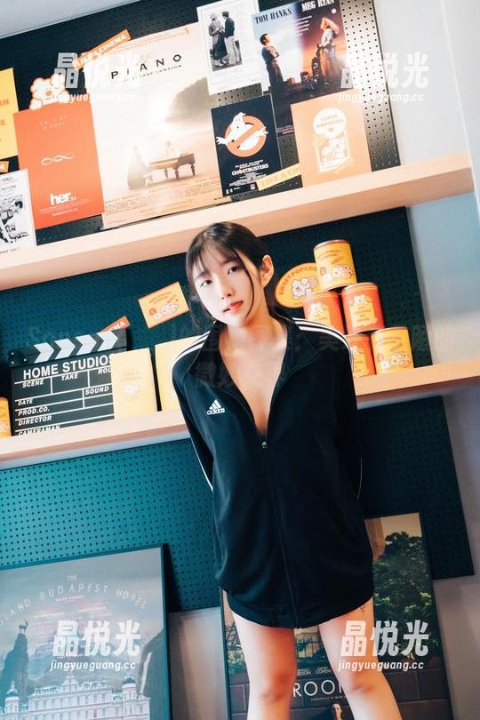 Sonson(손손)的围裙图集：美好和丑陋的微妙交界