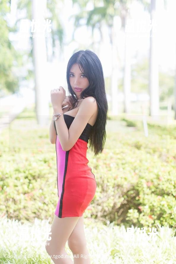 TGOD推女神-尤美Yumi TGOD推女神 - 定制图片?不,这只是尤美Yumi在苏梅岛的随手一拍!