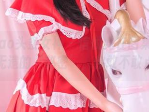 TouTiao头条女神 – 信悦儿在图集分享中暴露无遗的‘秘密’，你敢不敢点开！