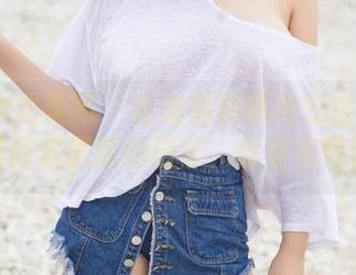 UGirls尤果网 – 这组福利照片安全不安全？问问孟思雨的厨艺，肯定有惊喜！