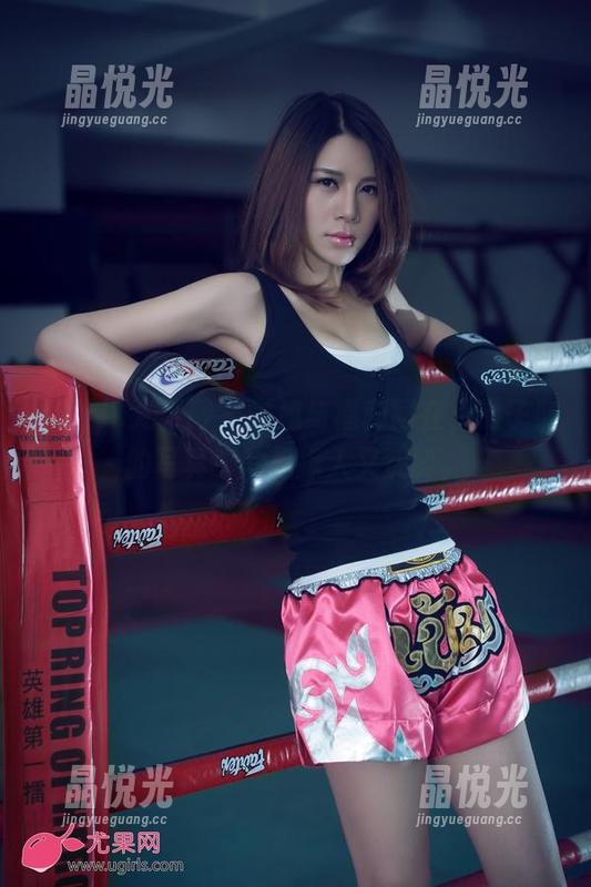 UGirls尤果网-游子熙 UGirls尤果网 - 学姐与福利同在,游子熙的写真真的是撩人又沈醉。