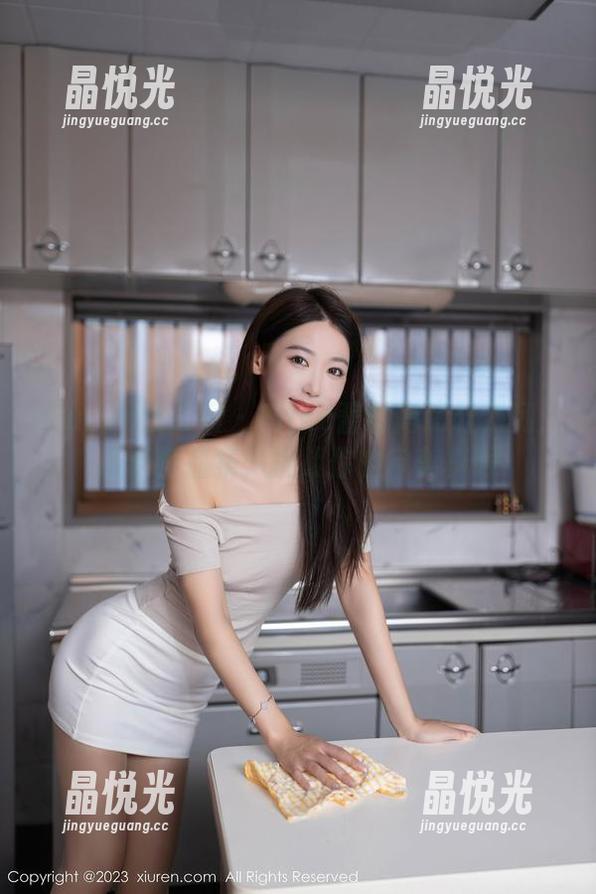 Xiuren秀人网-Miko酱 Xiuren秀人网 - Miko酱的高跟鞋系列:最新作品集,挑战你的审美极限