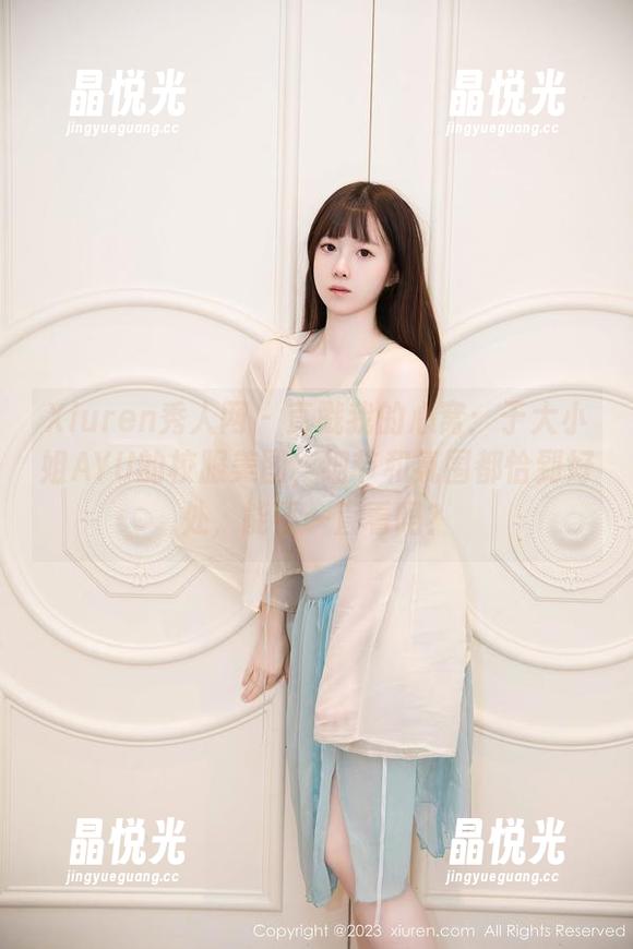 Xiuren秀人网-于大小姐AYU Xiuren秀人网 - 直戳我的心窝:于大小姐AYU的校服美图,细节和氛围都恰到好处,能不一直看吗?