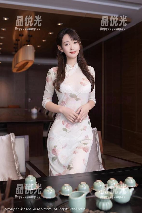 Xiuren秀人网-伊丽莎有点白 Xiuren秀人网 - 伊丽莎有点白的牛仔裤大解放——免费写真,别紧张!