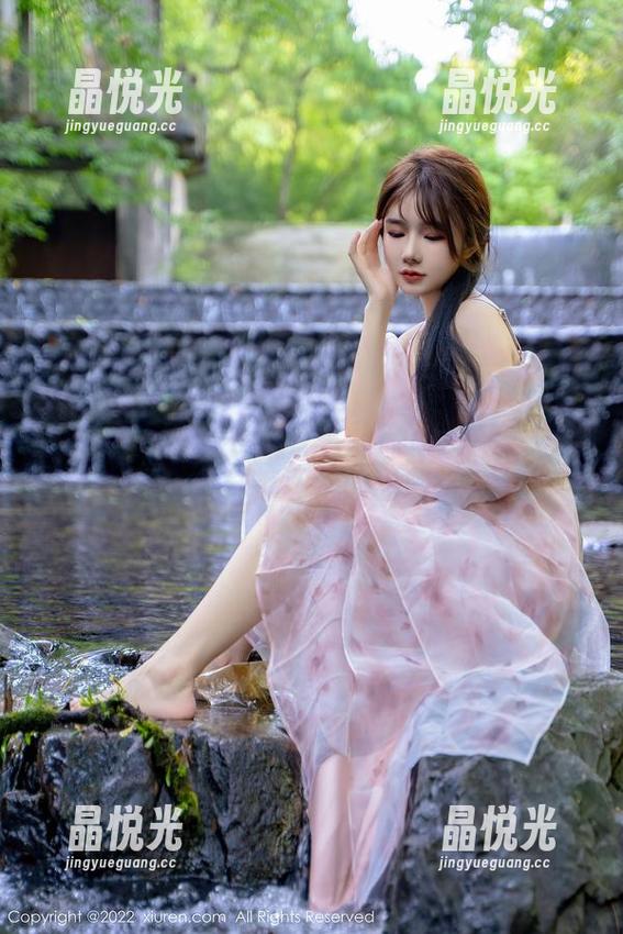 Xiuren秀人网-卓君Jeanes Xiuren秀人网 - 看卓君Jeanes在线写真,牛仔裤和风的甜蜜纠缠