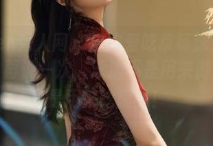 Xiuren秀人网 – 汐汐爱吃草莓泳池写真全集：再说一次，泳池不是用来游泳的，是用来炫耀的！