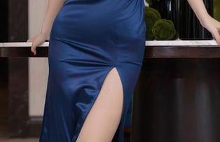 Xiuren秀人网 – 你还在选择吗？江淑影river的制服免费，要不你试试看？