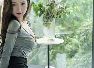 Xiuren秀人网 – 你见过焦糖可可穿护士服的样子吗？合集送上，疯狂打call中！