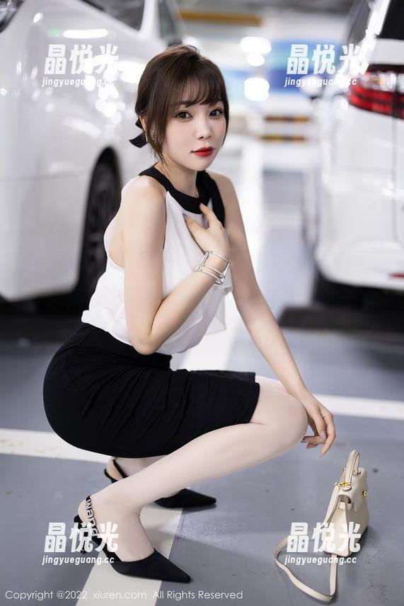 Xiuren秀人网-糯美子Mini Xiuren秀人网 - 糯美子Mini带你穿越至镂空图库,真实性无法保证,但乐趣无穷!