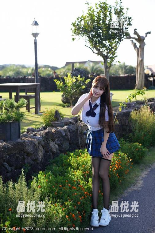 Xiuren秀人网-糯美子mini Xiuren秀人网 - 糯美子mini以无圣光霸气回归,女王的套图值得慢慢品味。