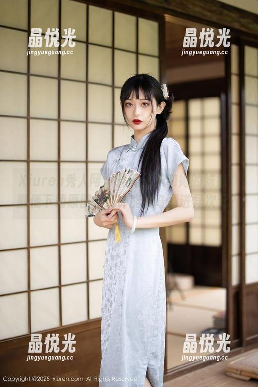 Xiuren秀人网 - 轩轩王子和她的妹妹，顺便下载原图，或许能神奇掉进异次元？