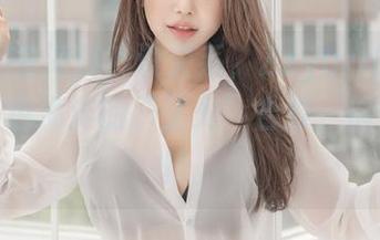 放假不去海岛？没关系，Zzyuri的网盘里有蓝色海洋的“圣光”合集，够你解解馋。