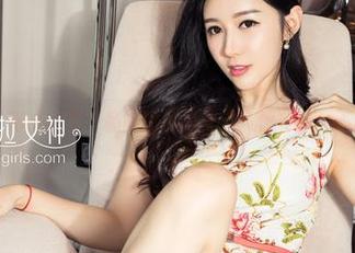 克拉女神 – 网袜之下，杨暖的私拍卡点，偶有人会不小心偷瞄。