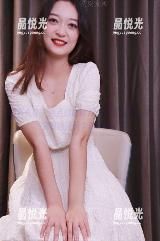 初夏女神 - 点点的咖啡JK：精选光影，其实我也还是个咖啡新手