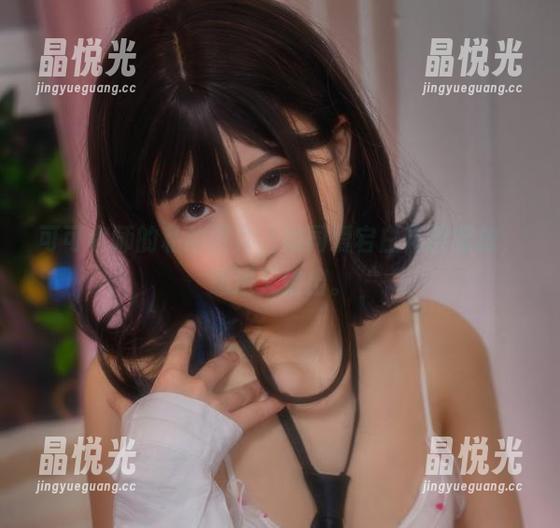 可可老师的私拍图片，如同爱宕白花般绽放，想进又怕出。