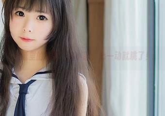 壁纸里的软妹：向小圆，心一动就跳了！