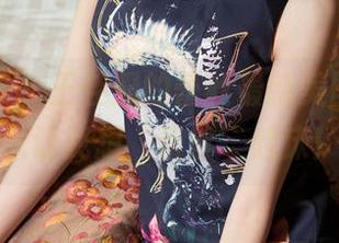 头条女神 – 王佳凝的蕾丝最新美图，又一次让我想‘蕾丝’起床！