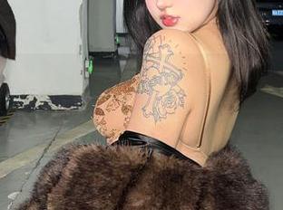 微密圈 – 小优优子的最新美图，一不小心就让人想把她的每一瞬记录下来。