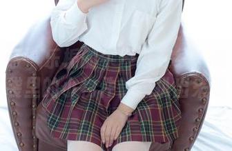 少女秩序 – 乐栀的牛仔裤在线：信不信我连口袋里的小物件都想扒出来瞧瞧？
