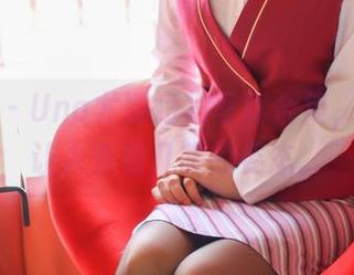 推女神 – Una尤娜短裙写真合集，简单却让人多看几眼的姿态。