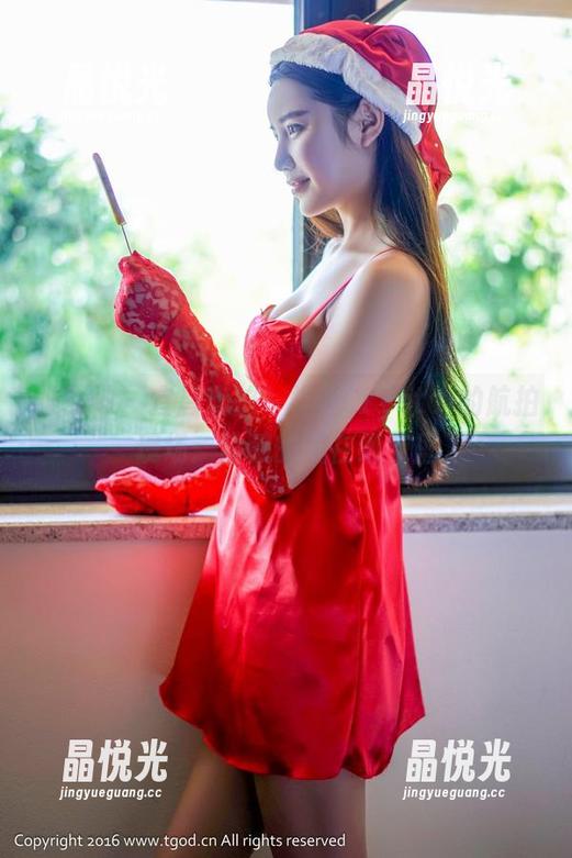 推女神-梓萱Crystal 推女神 - 宜昌旅拍,梓萱Crystal的航拍现场:隐藏的美在细节里