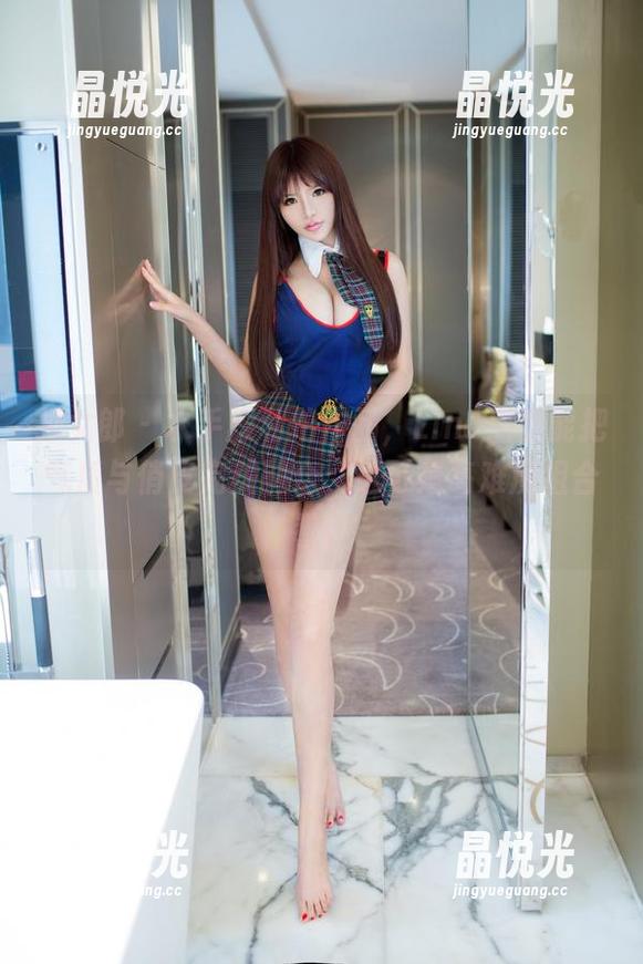推女郎-Lina 推女郎 - 水手服私拍作品,Lina居然能把气质与俏皮完美融合,这可是高难度组合拳!