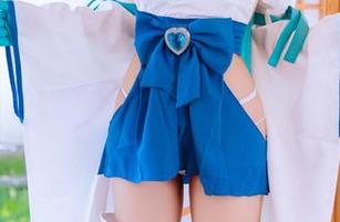 日奈娇度假写真，随便一个角度都似乎在说：来吧，来吧，别担心我！