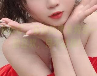 不止是依酱吖，花嫁的图集宛若一场小小的狂欢，目不暇接！