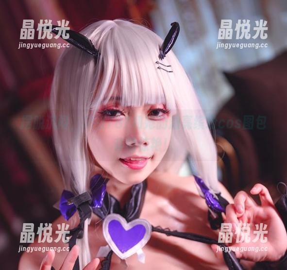 摆脱沉闷，末夜787和她的油亮缤纷cos图包非常惊艳！