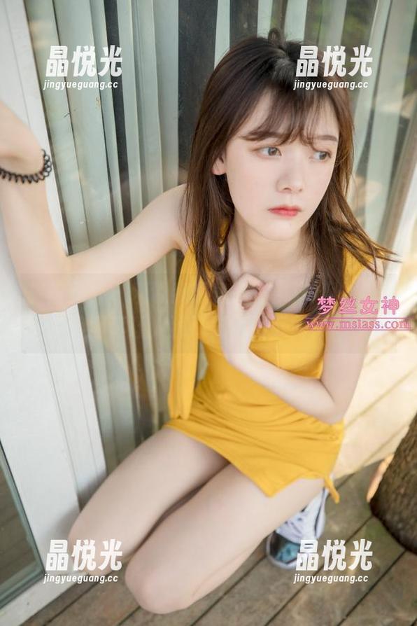 梦丝女神 - 别说我眼光肤浅，洋洋泳装原图真让人犹豫要不要下载！