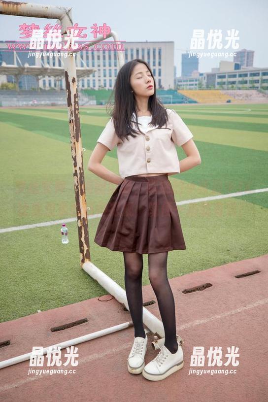 梦丝女神 - 美图时刻，端端的小萝莉小JK比我想象的还得犯规，随便一拍就有戏！