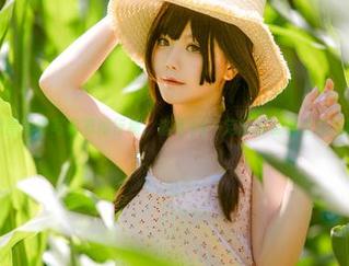 如果黑吊带写真有排行榜，洛可ss一定能够稳稳占据榜首。