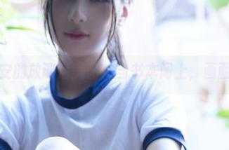 浅安安的放课后美图：当书本闭上，画面开启