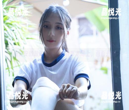 浅安安的放课后美图：当书本闭上，画面开启