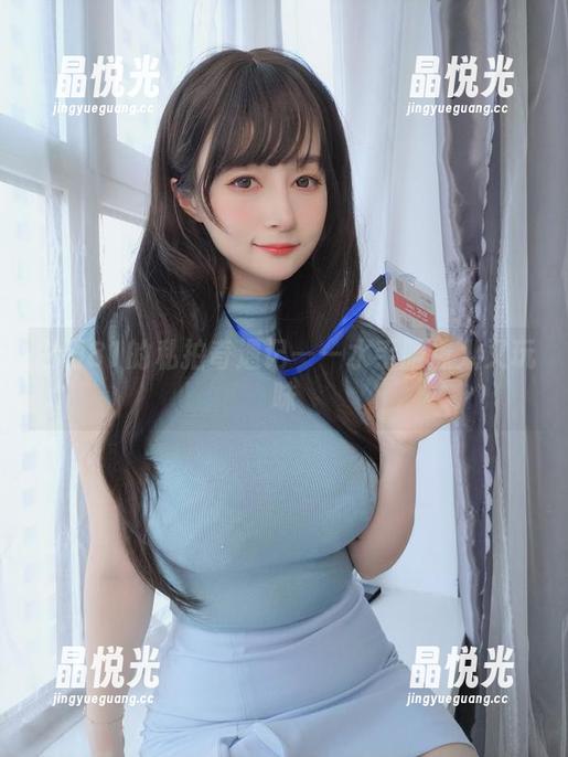 白银81 白银81的私拍奇遇记——水手服撩人又玩味