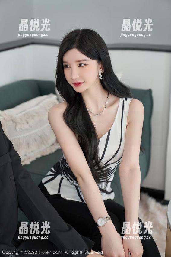 秀人网 - 美图一波接一波，e宝小野猫的女孩合集，看得我有点不知所措。