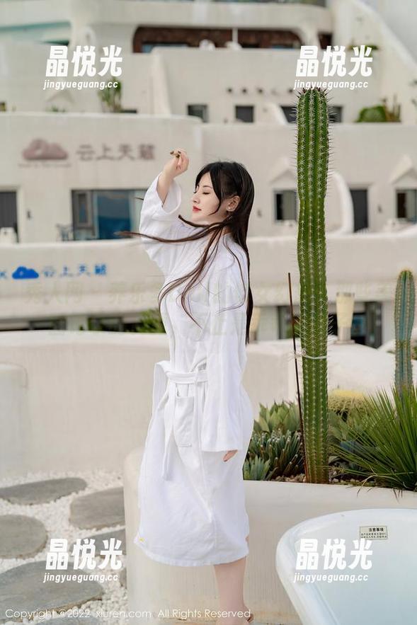 秀人网 - 养乐多Doll的修女幻想：那些美图记录的资源，不止是乖乖的样子。