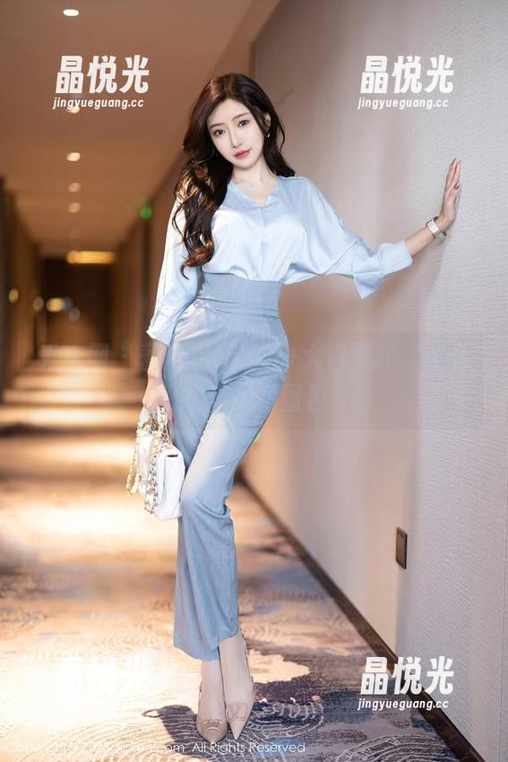 秀人网 - 蕾丝、无圣光+大白兔吖，组合出乎意料的图包！