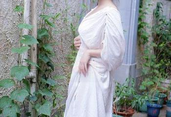 秀人网 – 奈奈子的旗袍秀：更新！你绝对想不到的翩翩风采！