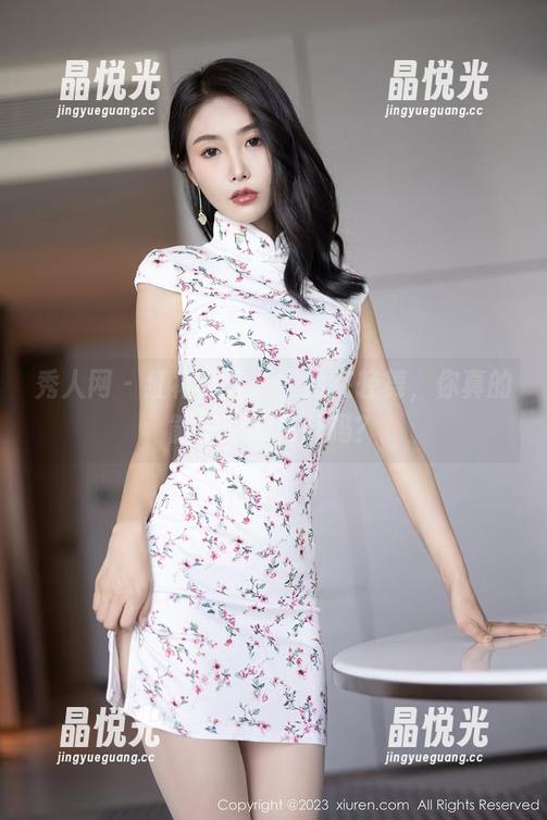 秀人网 - 红裙精选：安然在轻舞，你真的能把眼睛移开吗？