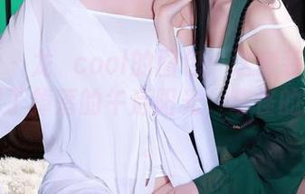 秀人网 – 龙籹cool的图包：这套装让人意外想起了掉落的午后阳光，奇怪的心情啊。