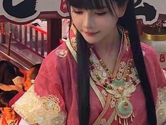 秋山AkI美图更新，不就是我们的学妹直击心底吗？