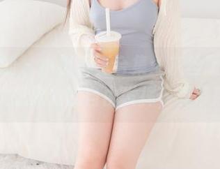 紧急企划 – 小枫写真合集：灰丝版，又是一次想象力的自由发挥，真带感。